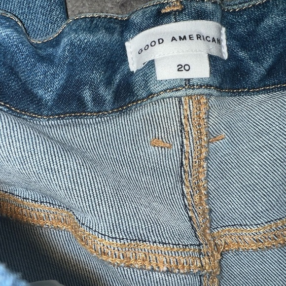 Good American Jeans - Picture 3 of 3